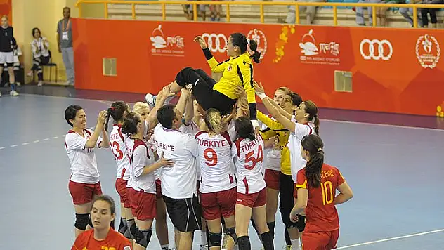 Serpil’den Milli Takıma Buruk Veda