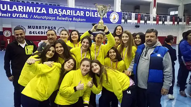 Süper Gençler Ligi şampiyonu Ankara 1910 SK