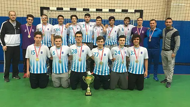 Süper Gençler Liginin Şampiyonu B.B. Ankaraspor