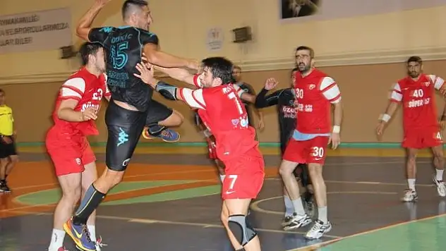 Taşova “Taş” gibi