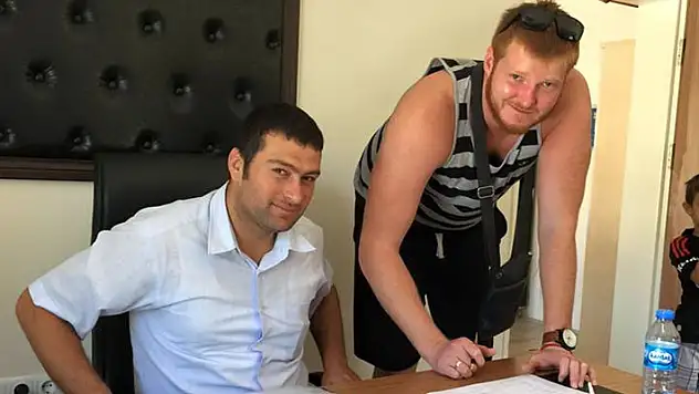 Taşova’dan taş gibi transfer