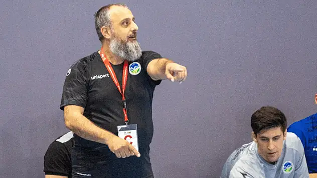 Tevfik Karagözoğlu: 'Sezon boyu mücadele eden tüm sporcularımı kutluyorum'