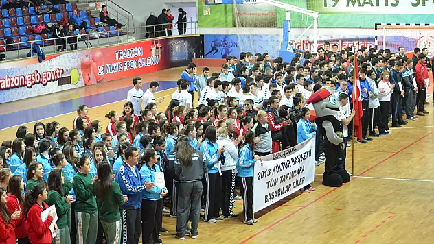 Trabzon’da Muhteşem Açılış Töreni