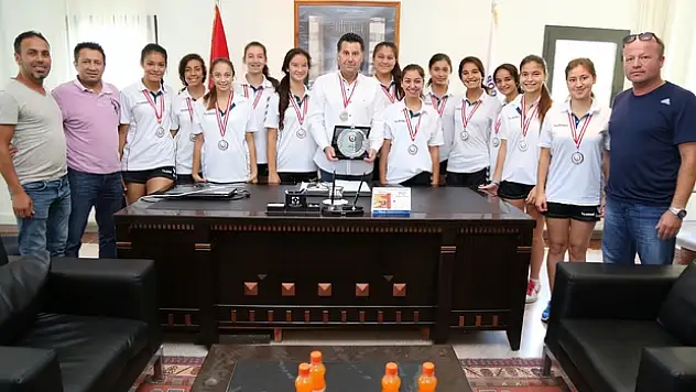 Türkiye 2.si başkanın makamında