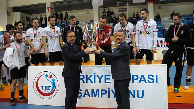 Türkiye Kupası Şampiyonu Beşiktaş Mogaz