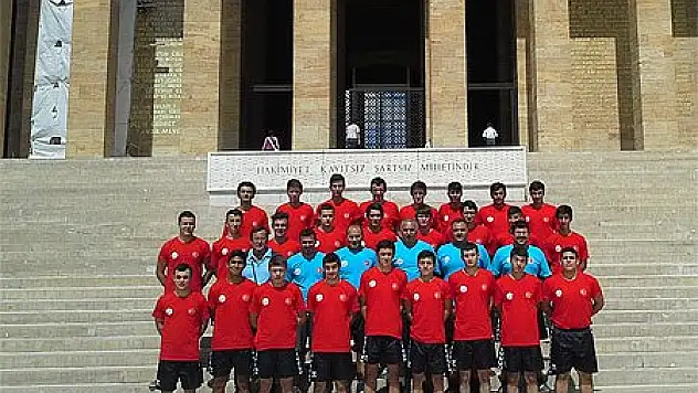 U17’ler Atanın Huzurunda