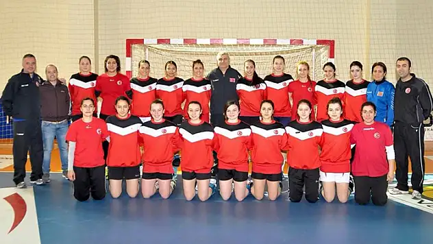 U19 Milli Takımımız farklı başladı