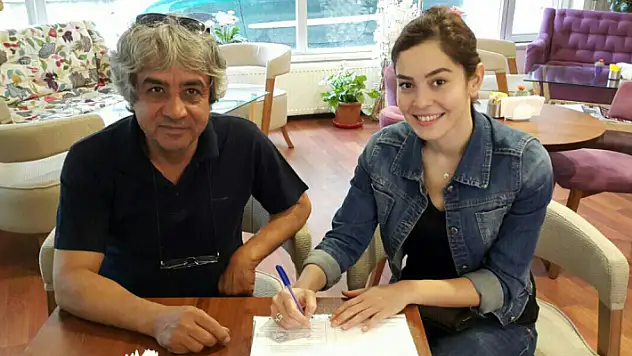 Ülkü Çağlı imzayı attı