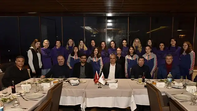 Ümit Uysal’dan takıma destek