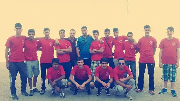 Van’lı Hentbolcular GAP’ta Kupa Peşinde