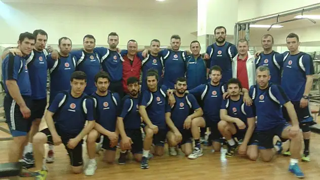 Yarıda Kalan Maçı Türkiye Kazandı