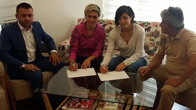Yasemin ve Serpil’den İlk Yorum