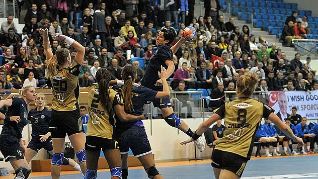 Yenimahalle’ye yazık oldu