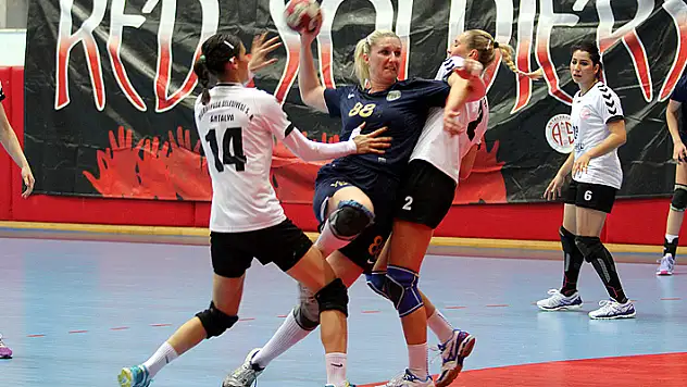 Yılın en iyi maçında galip gelen hentbol oldu