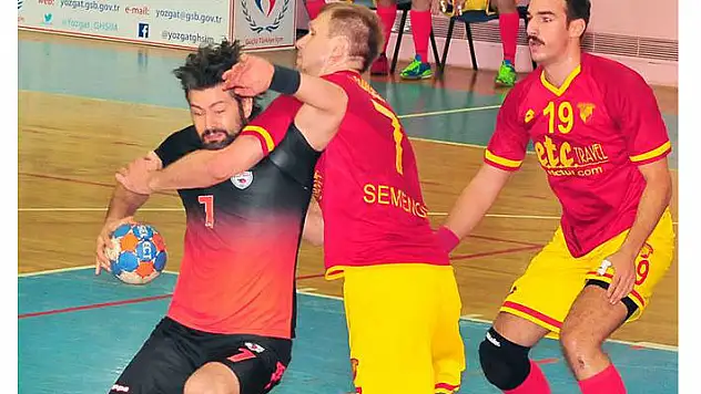 Göztepe zor deplasmanı aştı