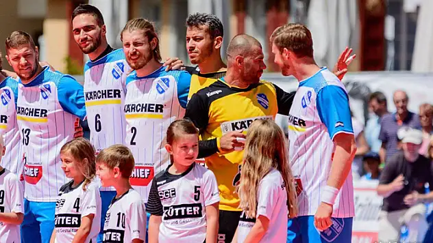 Yunus Özmusul ilk kez formasını giydi