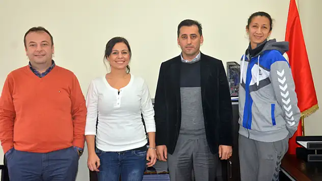 Zağnosspor’da Beklenen İmzalar Atıldı