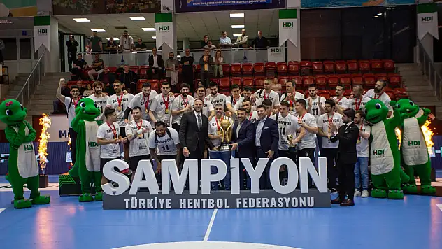 Oliver Roy Camino: 'Bir Kupa Daha Kazandırdığım İçin Çok Mutluyum!'