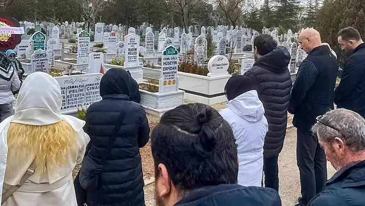 6 Şubat Depremlerinin Yıl Dönümünde Cemal Kütahya ve Ailesi Dualarla Anıldı!