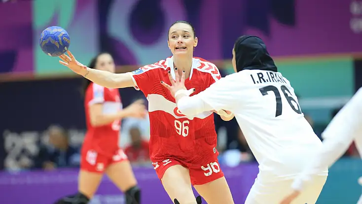 A Milli Kadın Hentbol Takımı, Riyâd 2025 İslami Dayanışma Oyunları’na Galibiyetle Başladı