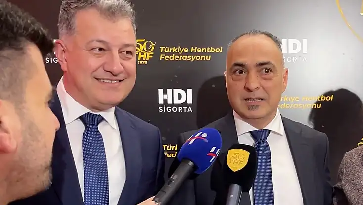 Uluslararası Hakemler İbrahim Özdeniz - Kürşad Erdoğan 50.Yıl Galasında