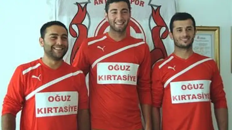 Antalyaspor’dan Üç İmza