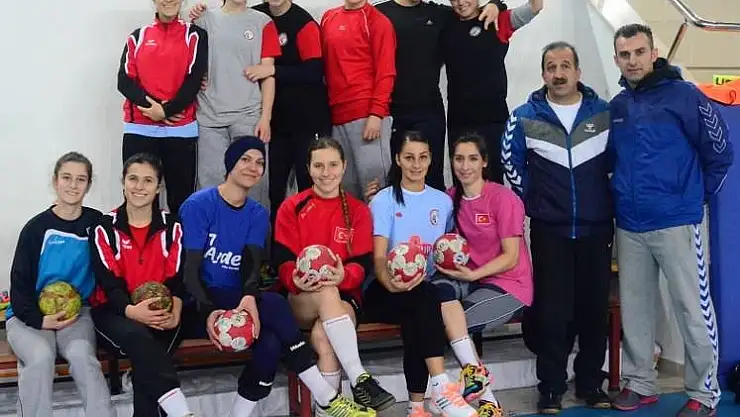Ardeşen , İzmir’den Galibiyet ile Dönmek İstiyor