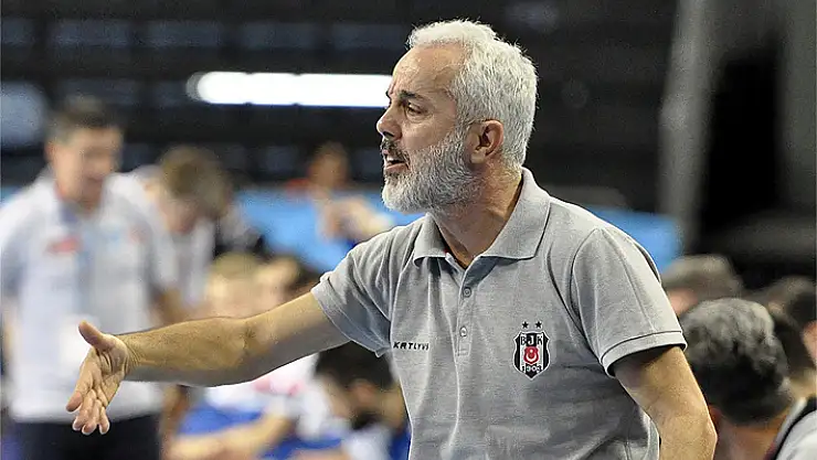 “Hucüma dönük oynadık”