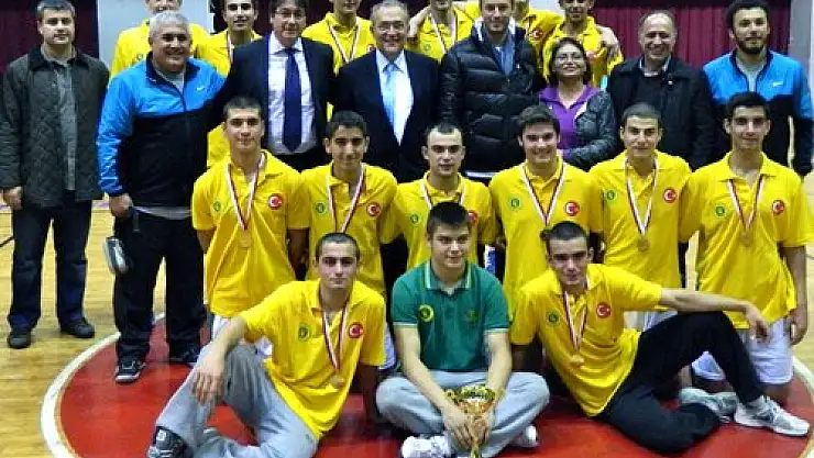 İstanbul’da Cent Koleji Efsanesi