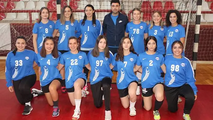 Kadınlar 1.Liginin ilk hafta lideri Polatlı Belediyespor