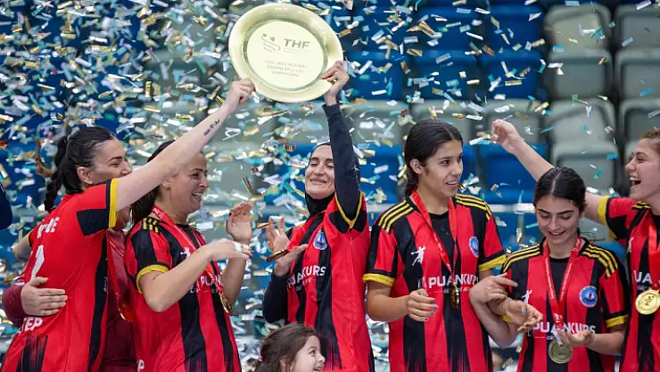 Kadınlar 2. Lig’de Nurdağı HEM şampiyon oldu