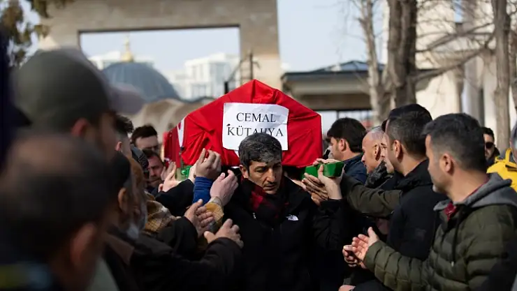 Kaptanımız Cemal Kütahya ve oğlu Çınar son yolculuğuna uğurlandı