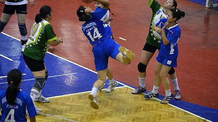 Küçük Kızlarda Yarı Finalistler