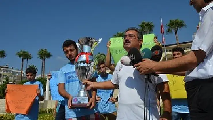 Mersin Hentbol, Sponsor Sorununu Aştı