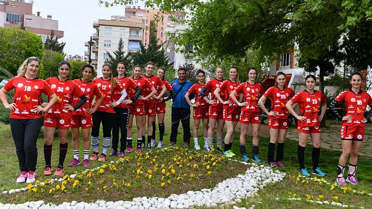 Muratpaşa finalde