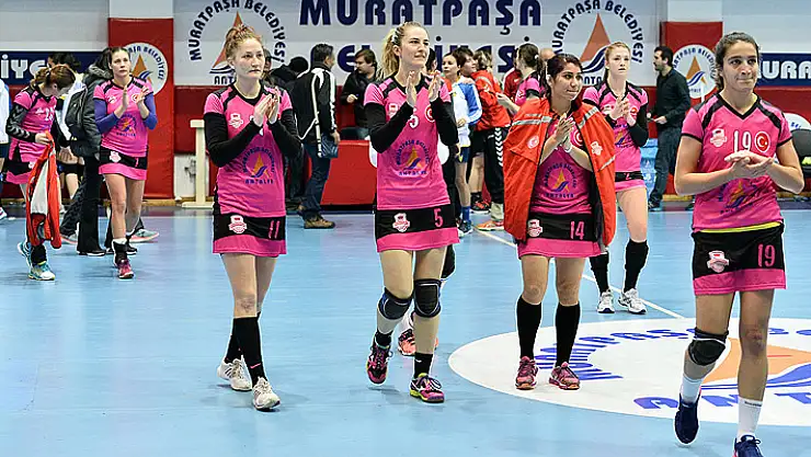 Muratpaşa rahat kazandı