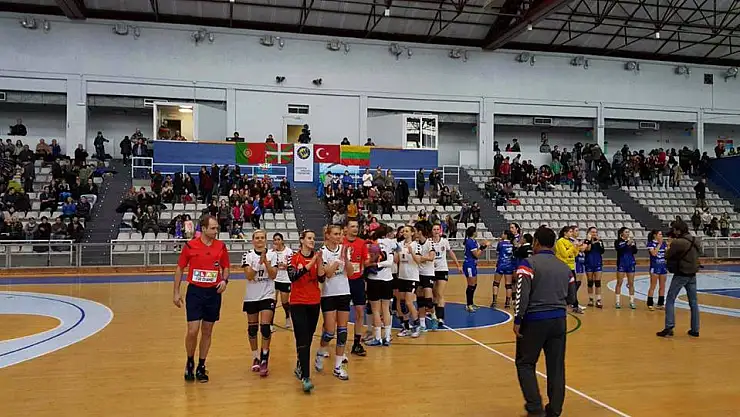 Paşa’nın meleklerinden avantajlı skor