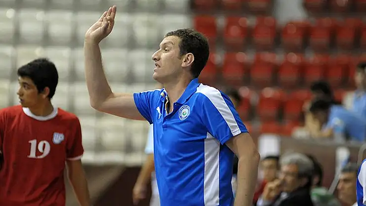 “Salonda Hentbol vardı”