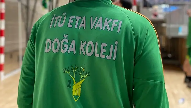 Şampiyon Özel Çamlıca Doğa Anadolu Lisesi’nde Tunç Dağal konuştu