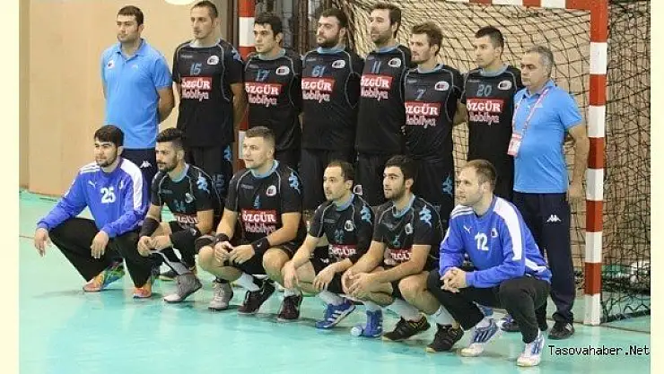 Taşova Hentbol evinde farklı