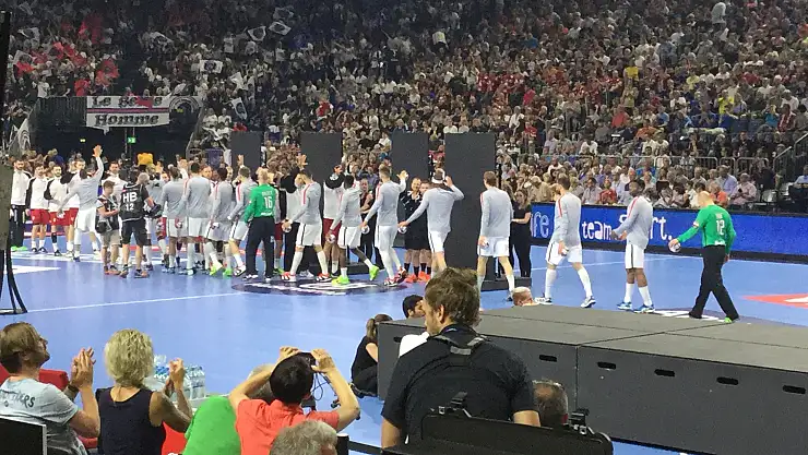 VELUX EHF FINAL4’da muhteşem açılış