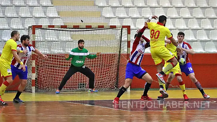 Zevkli maçta kazanan Göz Göz