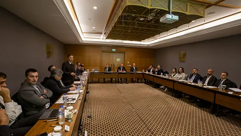 Türkiye Hentbol Federasyonu Yönetimi, Kurullarıyla Bir Araya Geldi