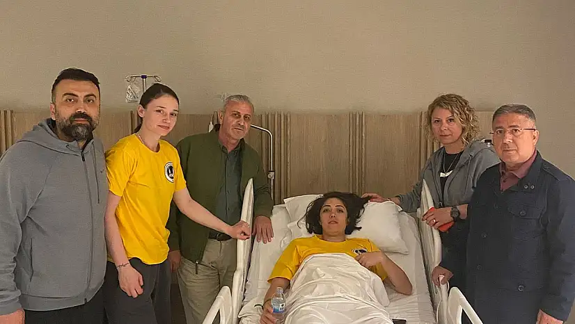 Üsküdar Belediyesporlu Yasemin Şahin'den Üzen Haber!