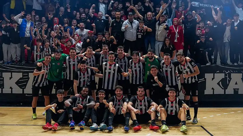 Beşiktaş Avrupa'da Güldü: PAOK'u 30-25 Mağlup Etti!