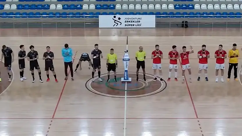 Güneysuspor ile Önallar Giresunspor Yenişehir Spor Salonu'nda Berabere Kaldı