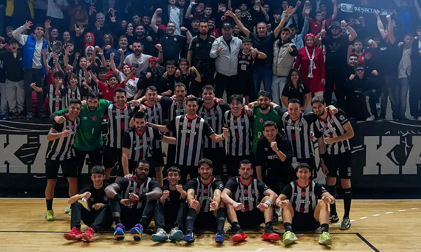 Beşiktaş Avrupa'da Güldü: PAOK'u 30-25 Mağlup Etti!