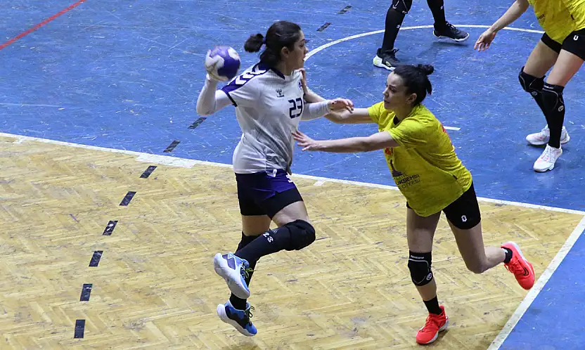 Haftanın Maçında Üsküdar Belediyespor, Göztepe'yi Mağlup Etti