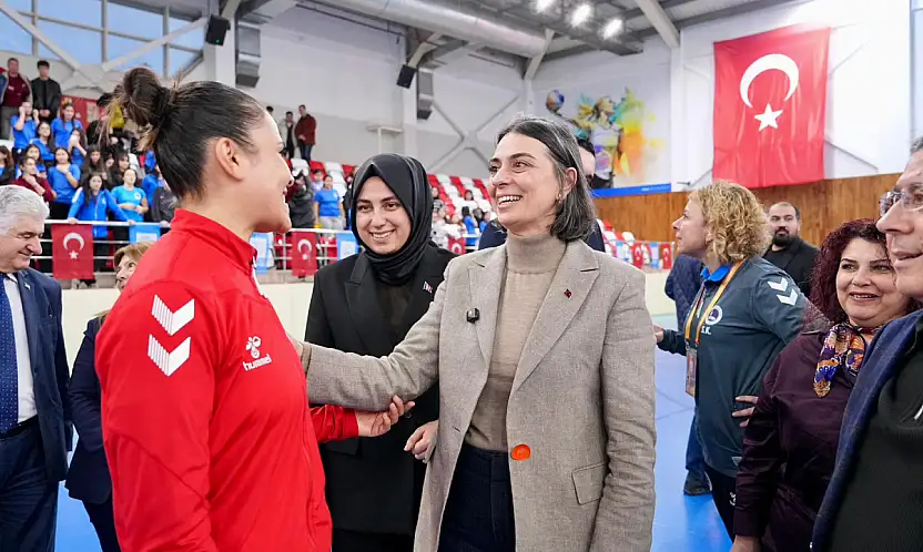 Üsküdar Belediye Başkanı Sinem Dedetaş Galibiyetten Memnun!