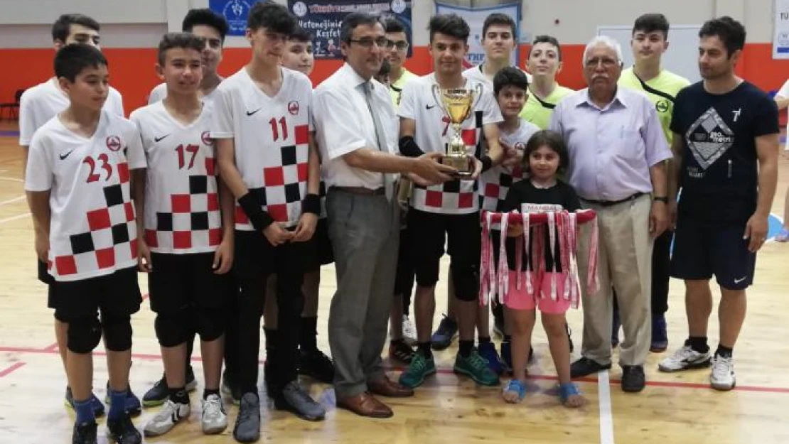 Minikler Türkiye Şampiyonu Isparta Aile ve Sosyal Politikalar GSK